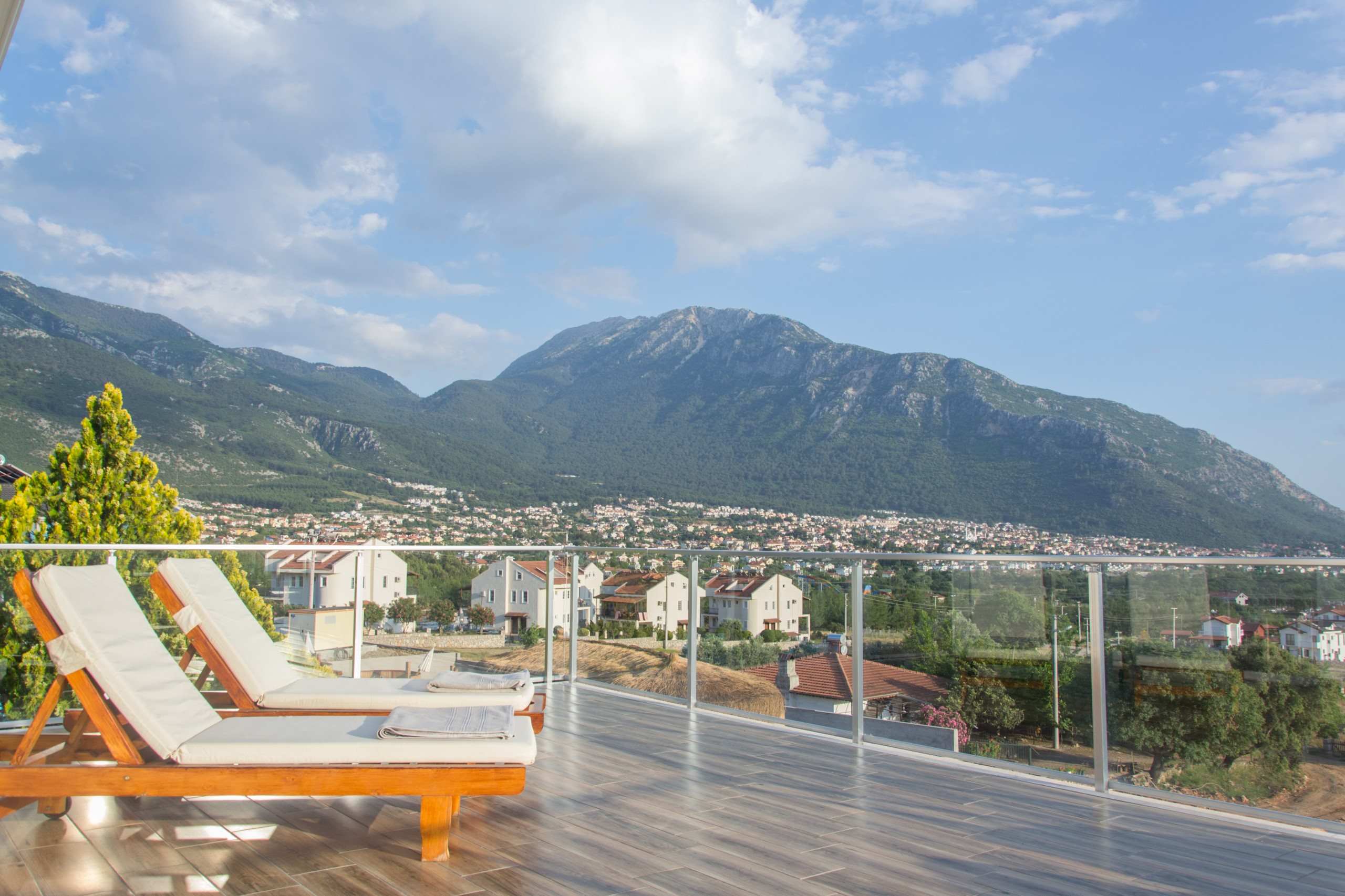 Exceptional 4-Bedroom Modern Villa with Breathtaking Views