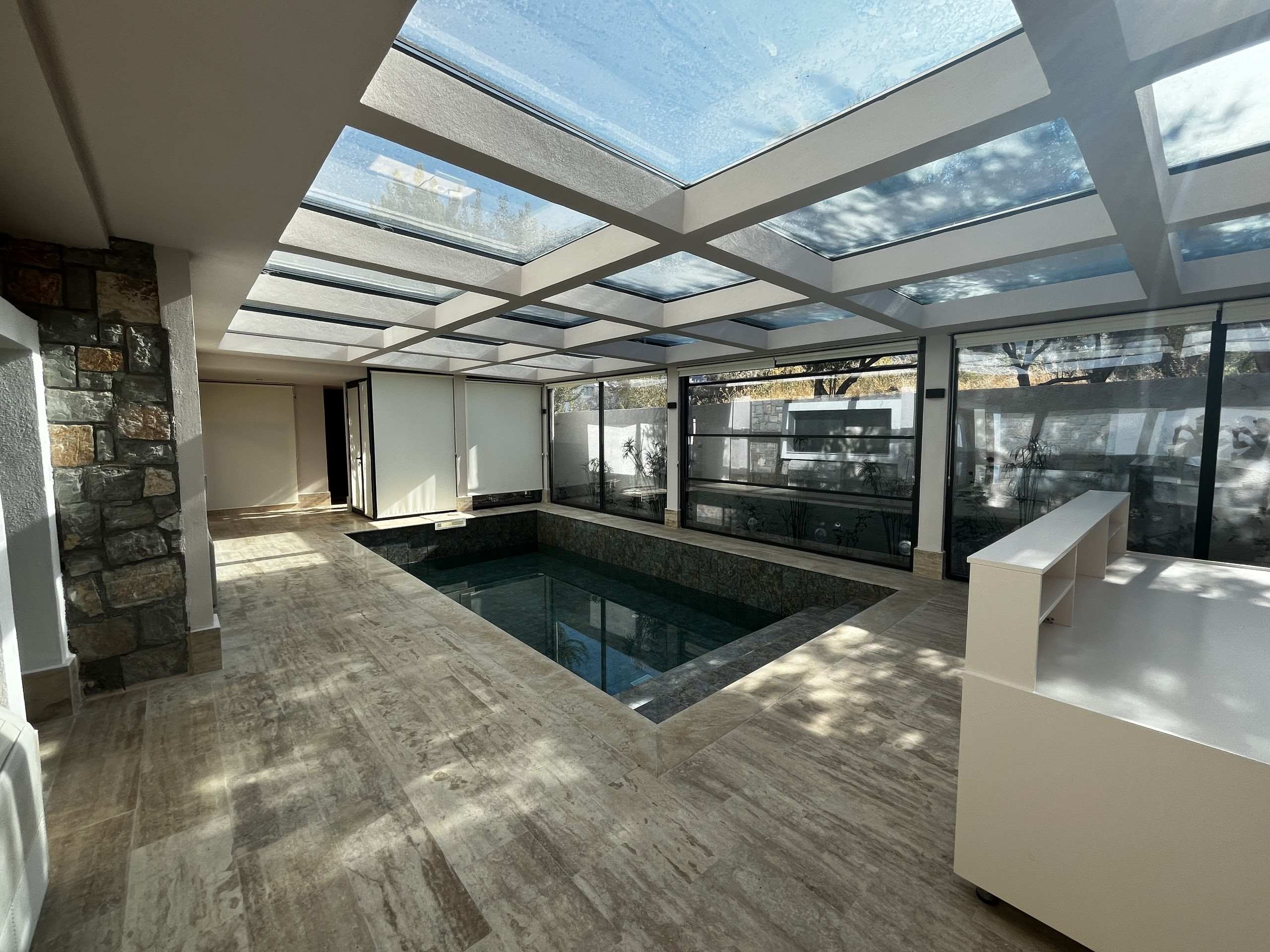 Luxurious Private Residence with Indoor Pool and Spa Facilities