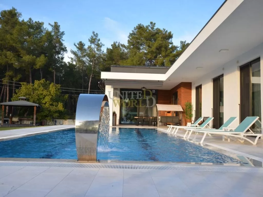 Luxury Single-Storey Villa for Sale in Döşemealtı, Antalya