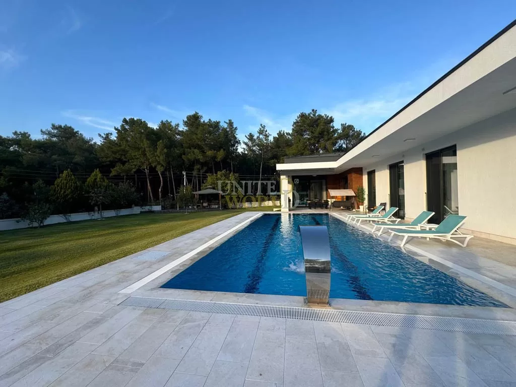 Luxury Single-Storey Villa for Sale in Döşemealtı, Antalya