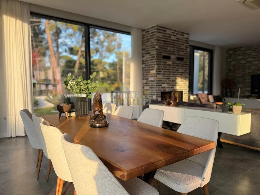Luxury Single-Storey Villa for Sale in Döşemealtı, Antalya