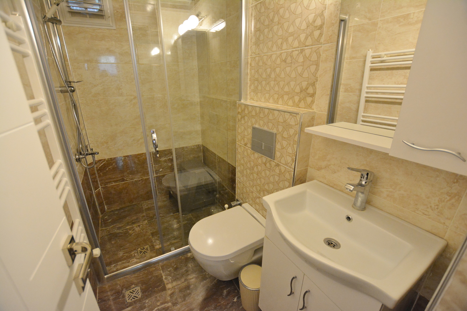 Premium Duplex Apartment in Konyaalti, Steps from the Sea