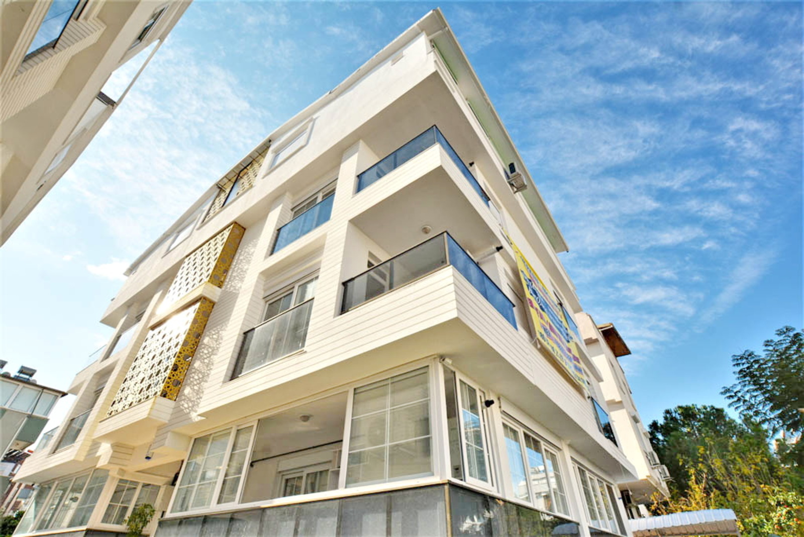 Premium Duplex Apartment in Konyaalti, Steps from the Sea