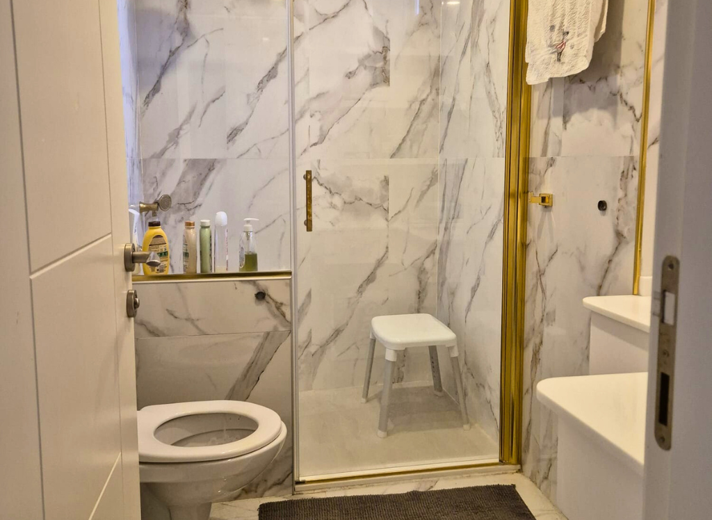 Luxurious 6+1 Apartment in Uncalı, Konyaaltı – Prime Investment Opportunity