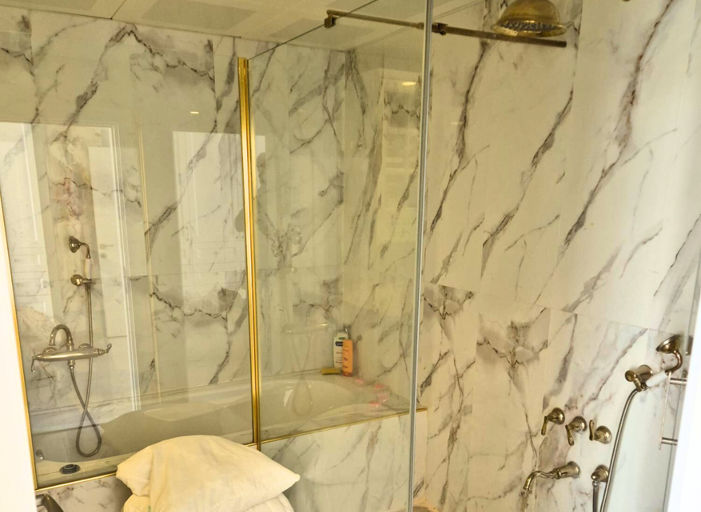Luxurious 6+1 Apartment in Uncalı, Konyaaltı – Prime Investment Opportunity