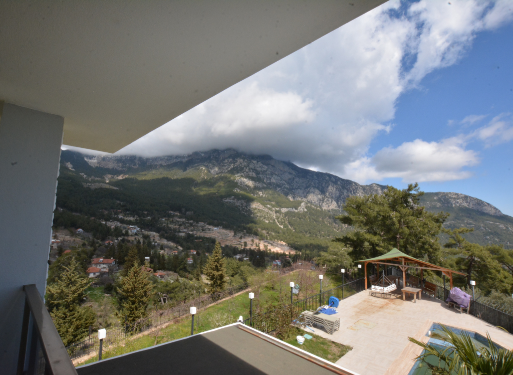 Kemer, Antalya'da Satılık Lüks 5+1 Villa