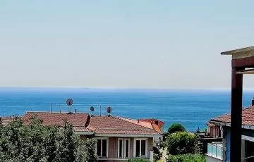 Вилла с видом на море на продажу в Стамбуле