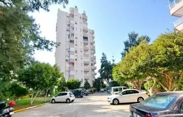 Продажа элитной квартиры в микрорайоне Гюрсу
