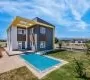 Villa autonome avec une piscine privée à Döşemealtı