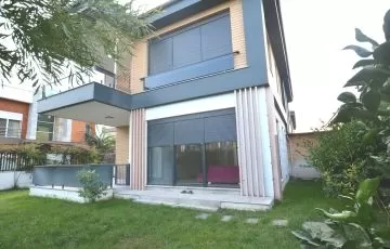 Antalya'da vatandaşlığa uygun modern villa