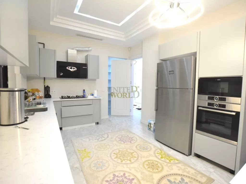 modern_villa_in_antalya_suitable_for_citizenship_(18).jpg