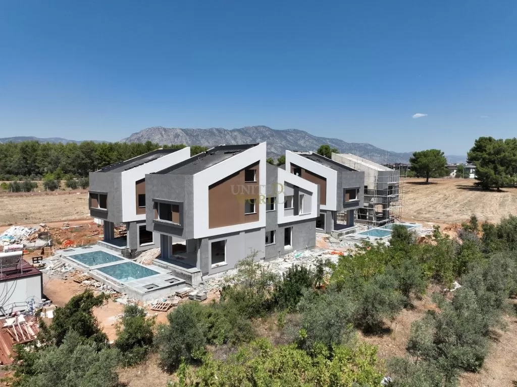 villas_in_antalya_with_mountains_view_for_sale_(14).jpg