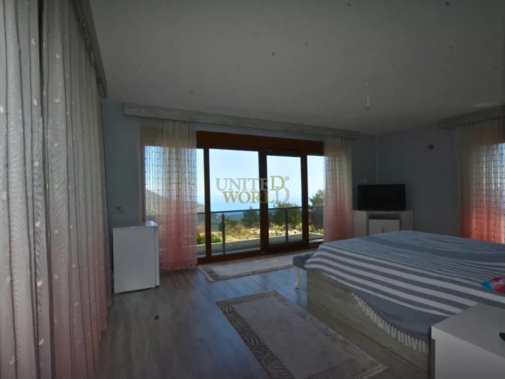 luxury_villa_for_sale_in_kemer_with_open_views_and_complete_privacy__(30).png