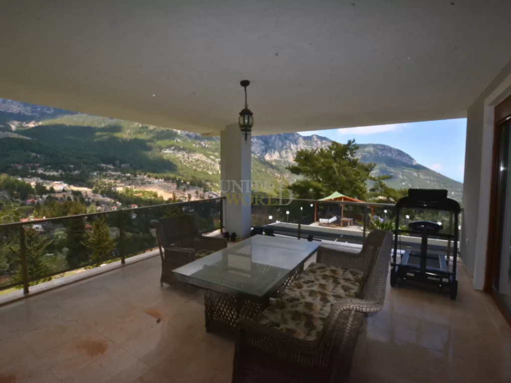 luxury_villa_for_sale_in_kemer_with_open_views_and_complete_privacy__(34).png
