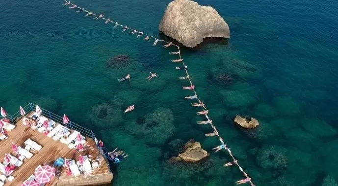 Antalya'nın Mavi Bayraklı Plajları Turist Çekmede Fark Yaratıyor